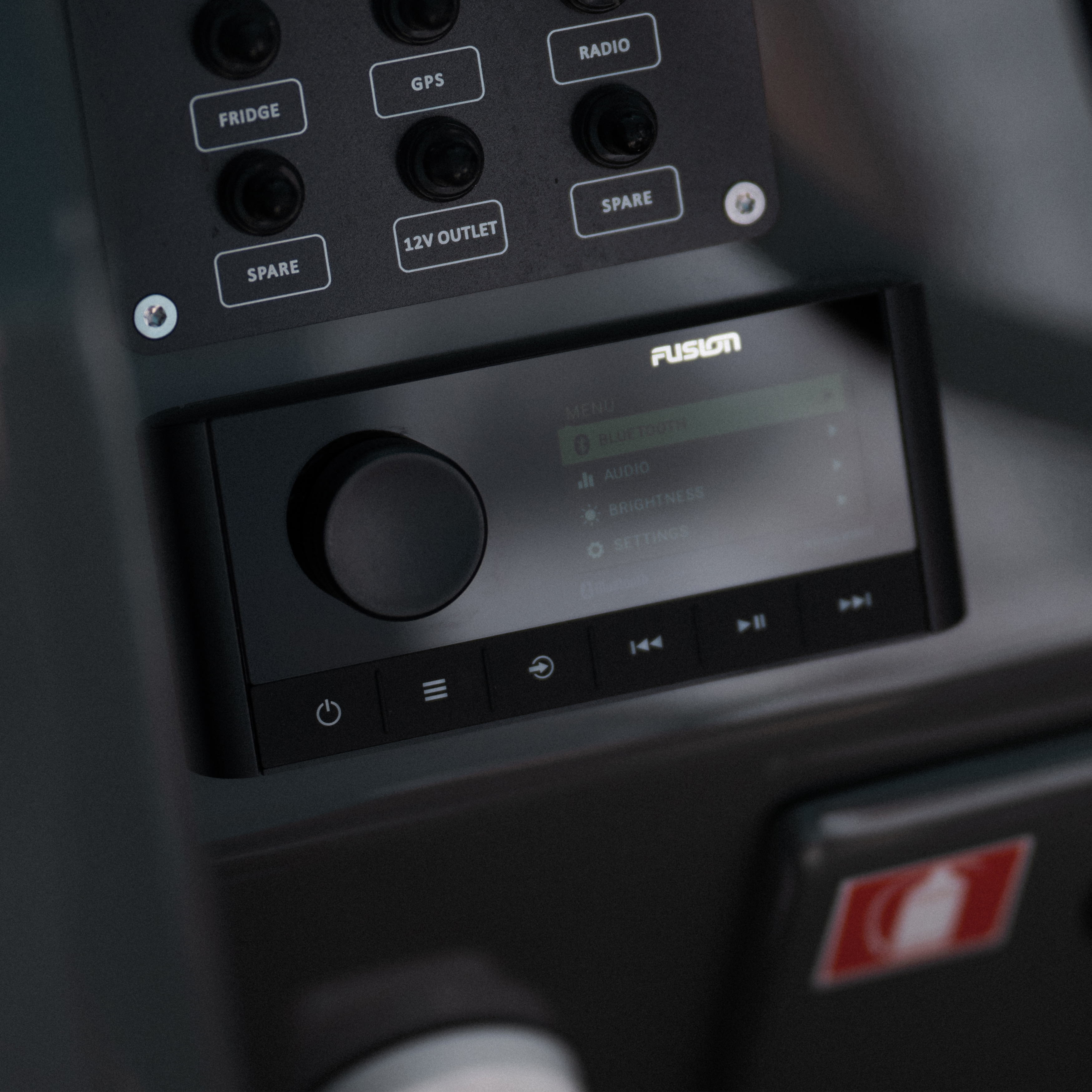 Fusion MS-RA210