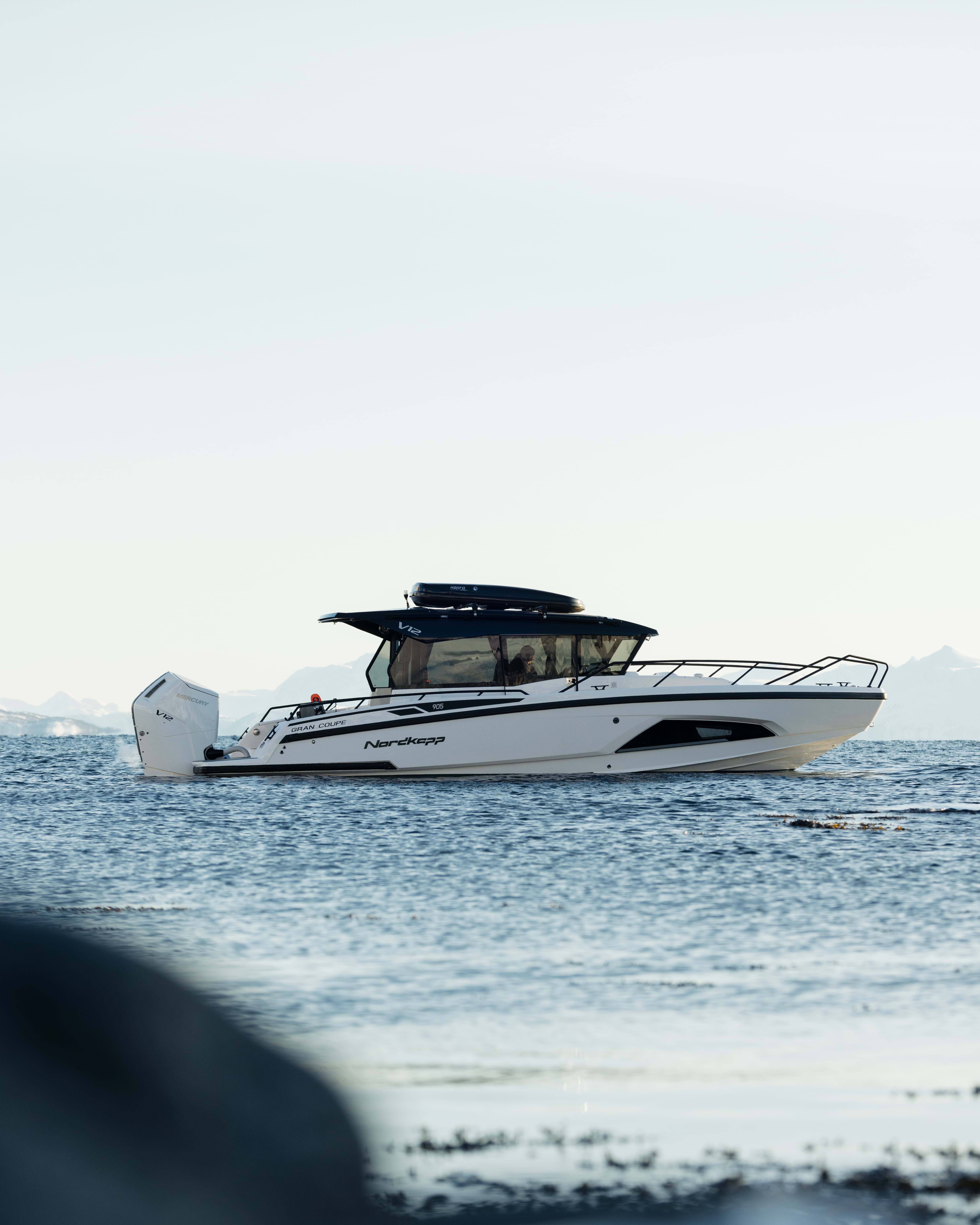 Sea to Summit: A ski adventure through the arctic